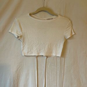 white short sleeve crop top